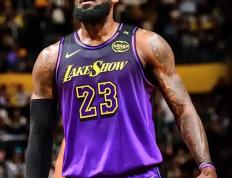 开云平台-火箭击败湖人，詹姆斯表现神勇