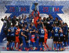 开云体育平台APP-意大利联赛揭幕战火爆，球迷热情助威