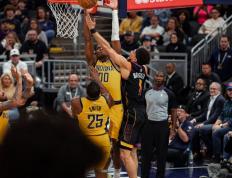 开云体育在线-包含青岛队碾压步行者，布克点燃赛场的词条