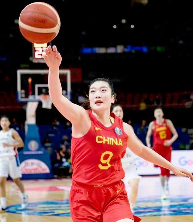 开云体育在线-包含女篮选手无惧伤病，斩获个人最佳表现的词条