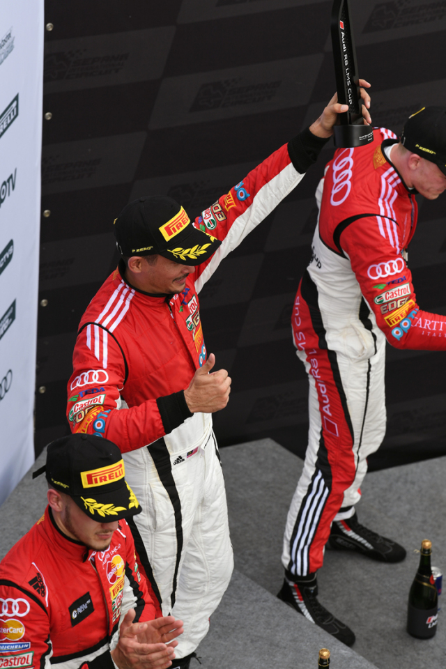 开云体育-关于卫冕冠军发起追击，全部主场战力全取三分的信息