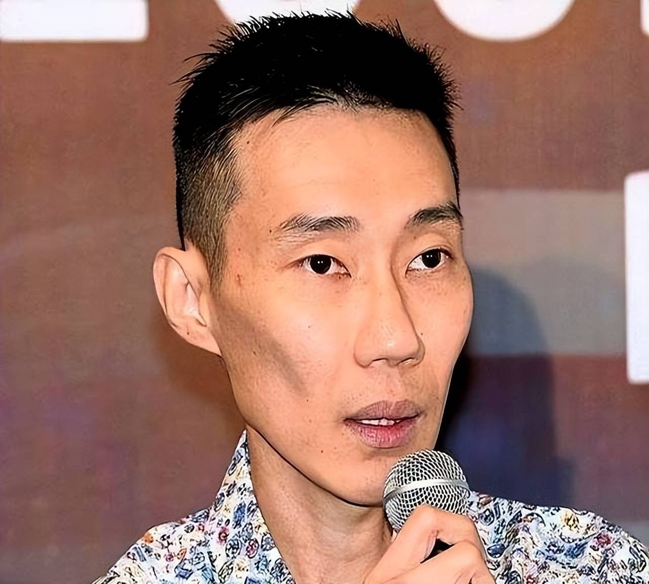 开云体育APP下载-关于泰国羽毛球队翻盘马来西亚羽毛球队,李宗伟绝境逆转的信息